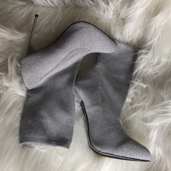 SALE New Women’s stretchy sock heel booties. - Picture 6 of 7